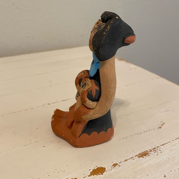 Carol Sando Vintage Pottery Storyteller Doll - Picture 4 of 10